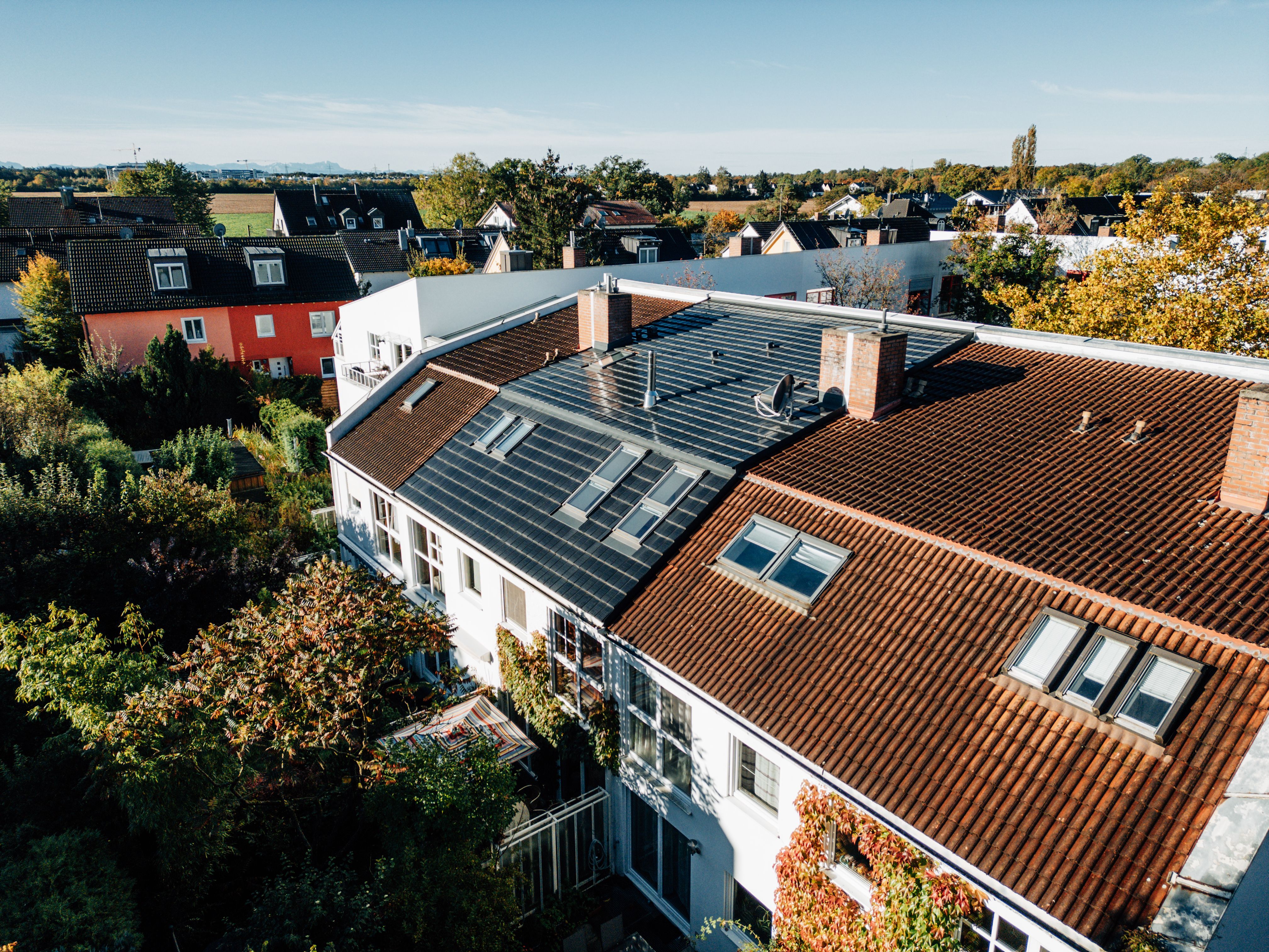 Dach mit Solardachziegel