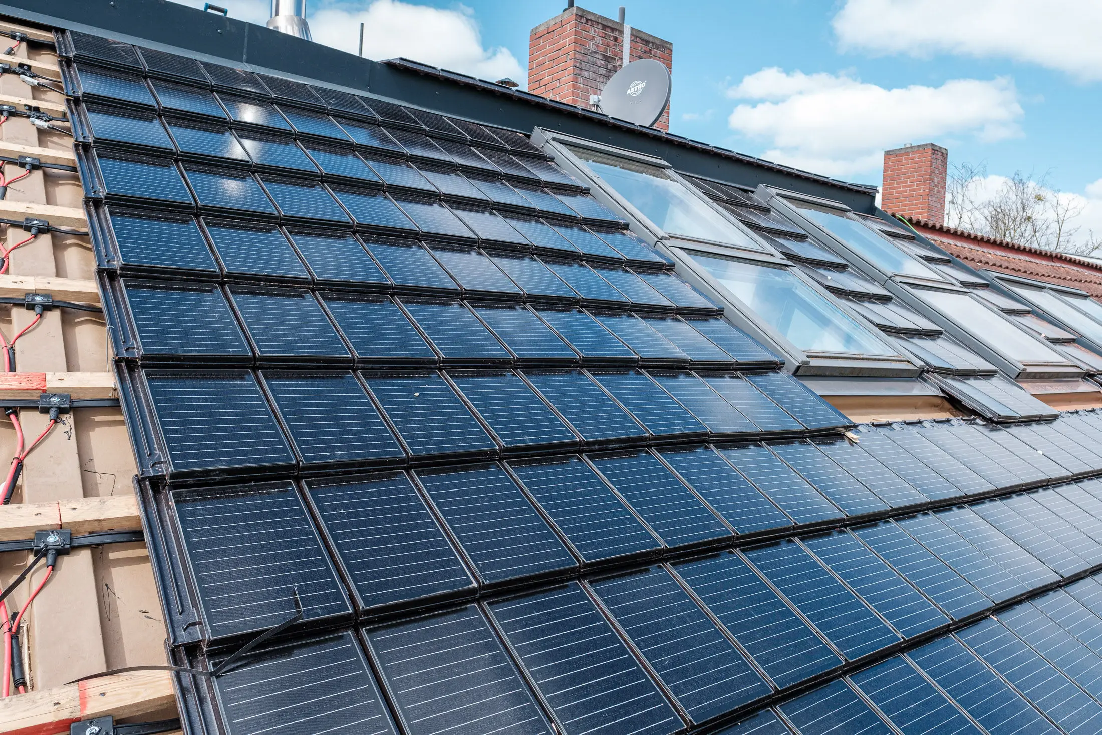Solaranlage vs. Photovoltaikanlage ☀️ Was ist der Unterschied?