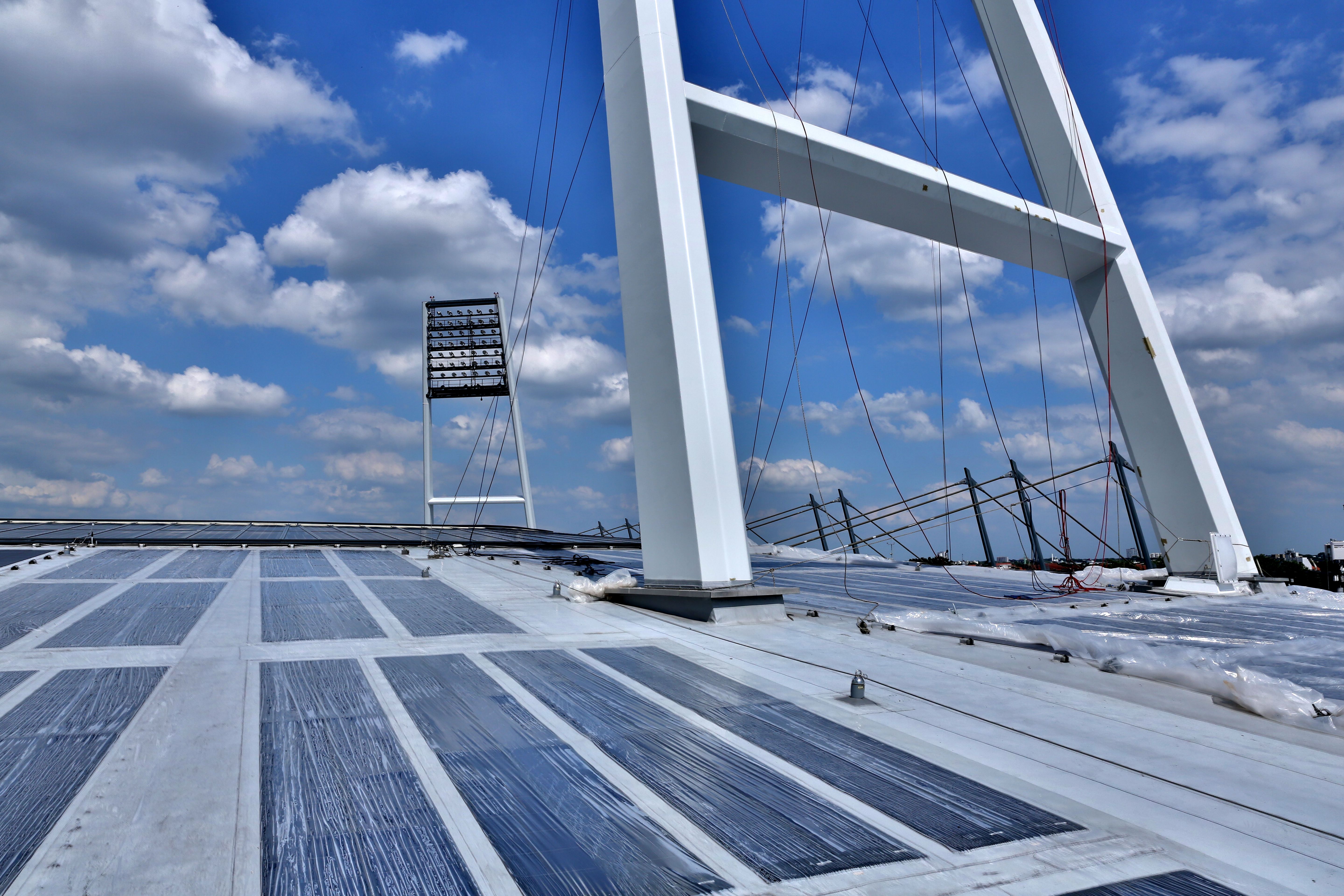 Photovoltaik auf dem Dach des Bremer Weserstadions