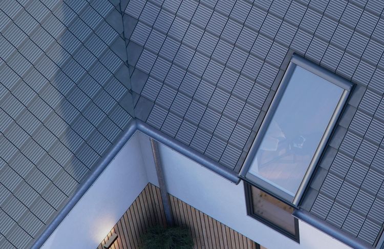 Autarker Solarstrom: Netzunabhängig leben – Chancen & Risiken